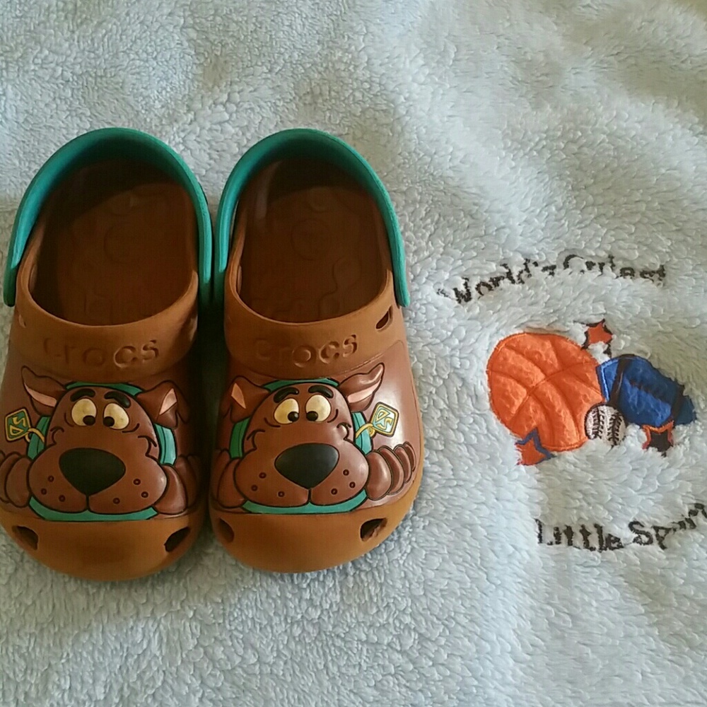 Crocs sandals boy